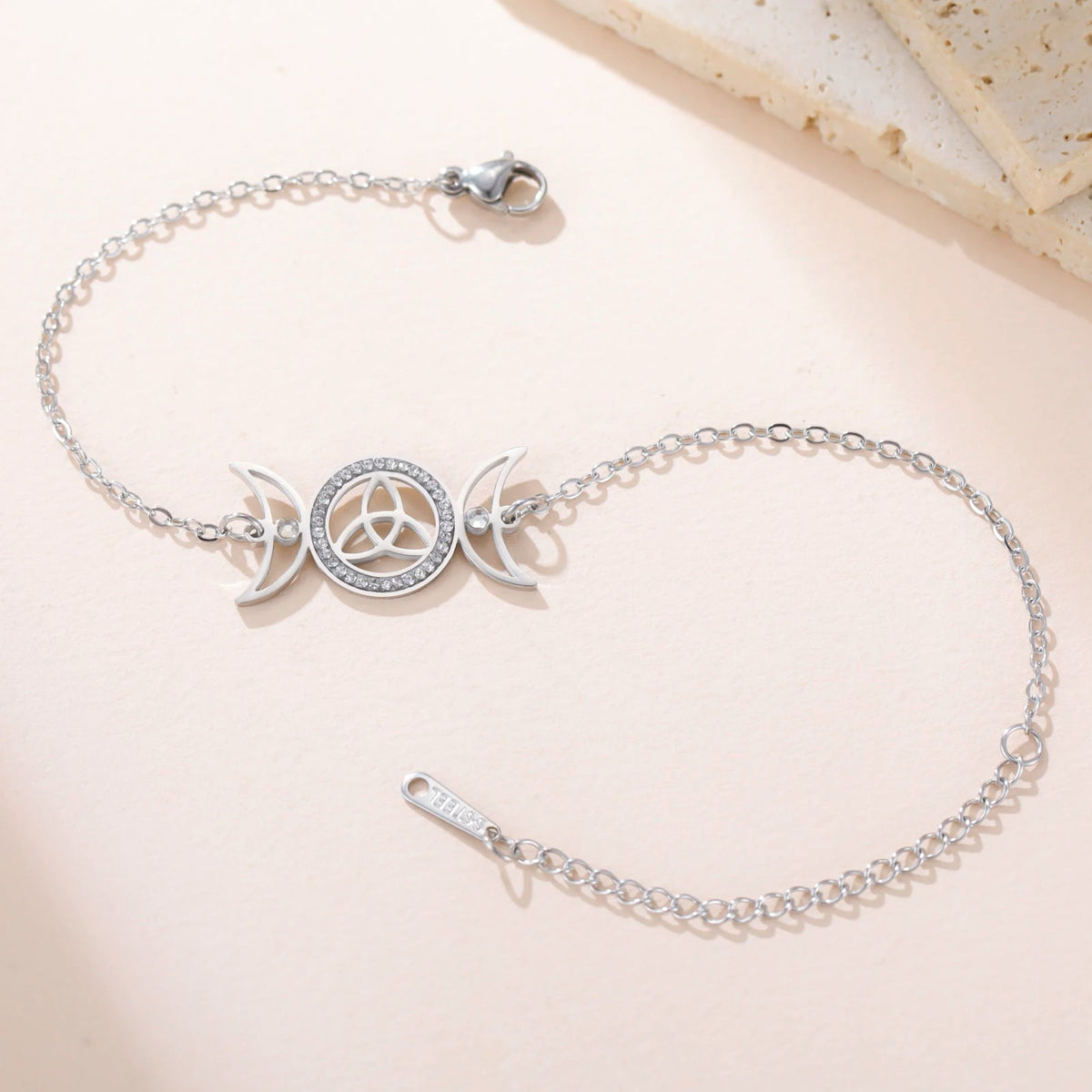 Hekate-Armband mit dreifachem Mond – Schmuckgeschenk für sie 4